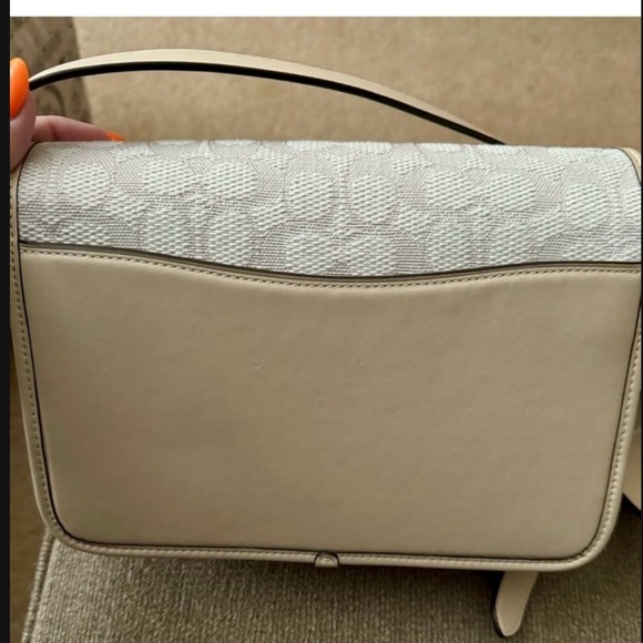 Coach Beige and Gold Crossbody Bag - Picture 3 of 12